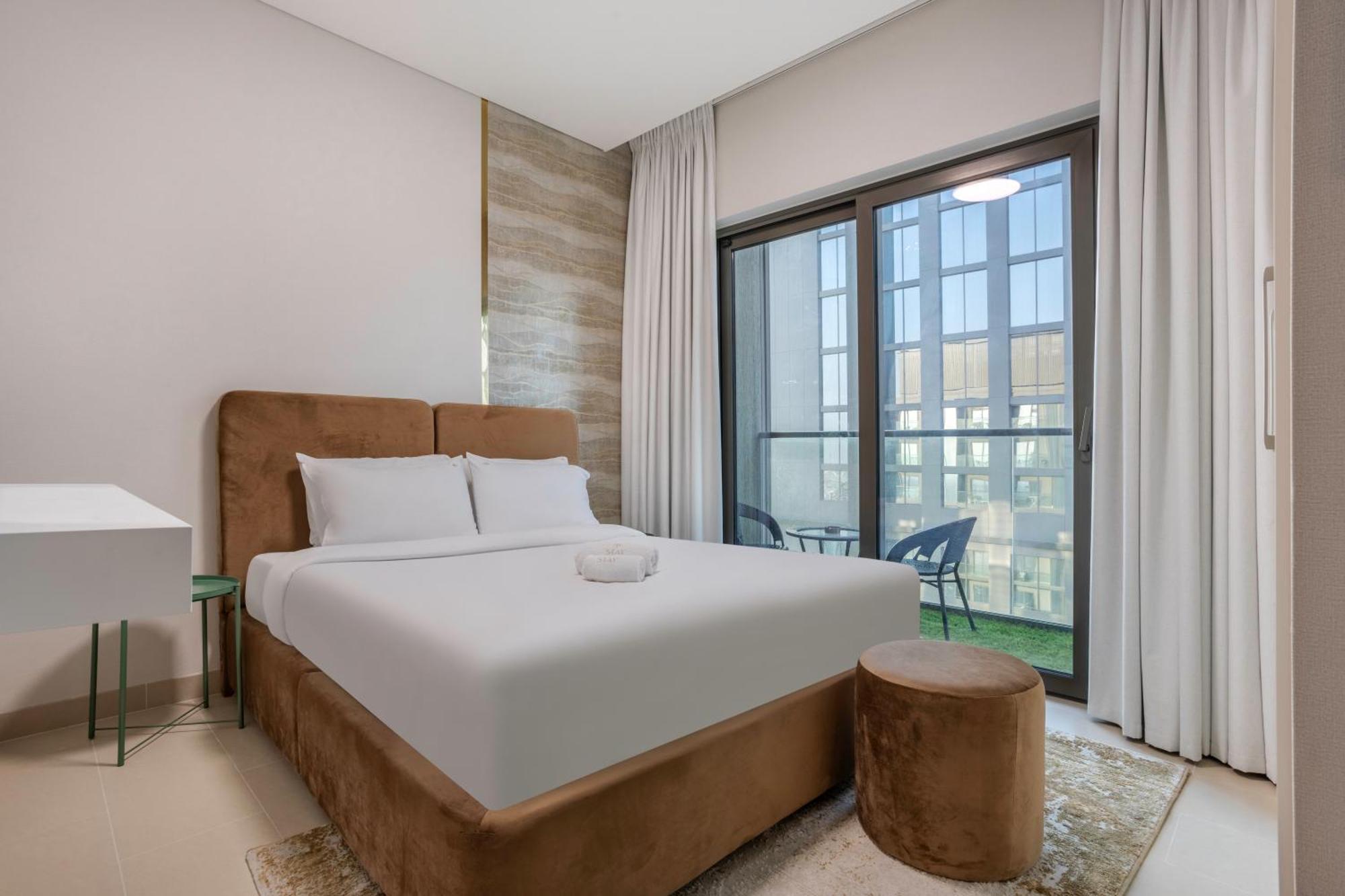 Stay By Latinem Luxury 1Br Plus Study Holiday Home Cv A2712 Near Downtown ดูไบ ภายนอก รูปภาพ